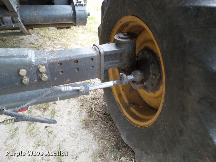 image for item BZ9865 2001 Lexion 470 combine