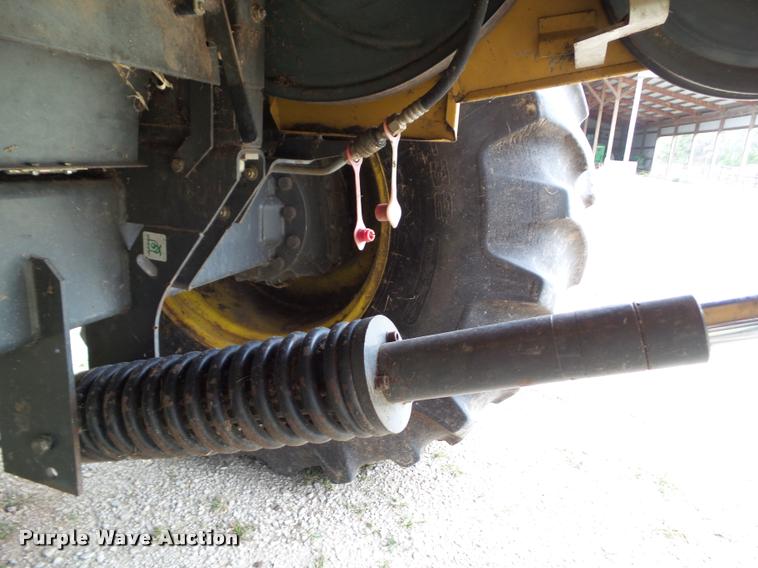 image for item BZ9865 2001 Lexion 470 combine