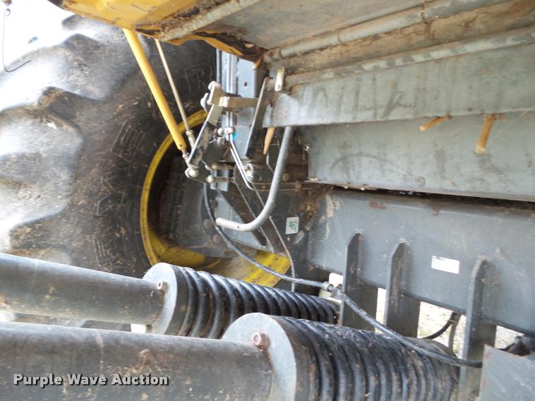 image for item BZ9865 2001 Lexion 470 combine