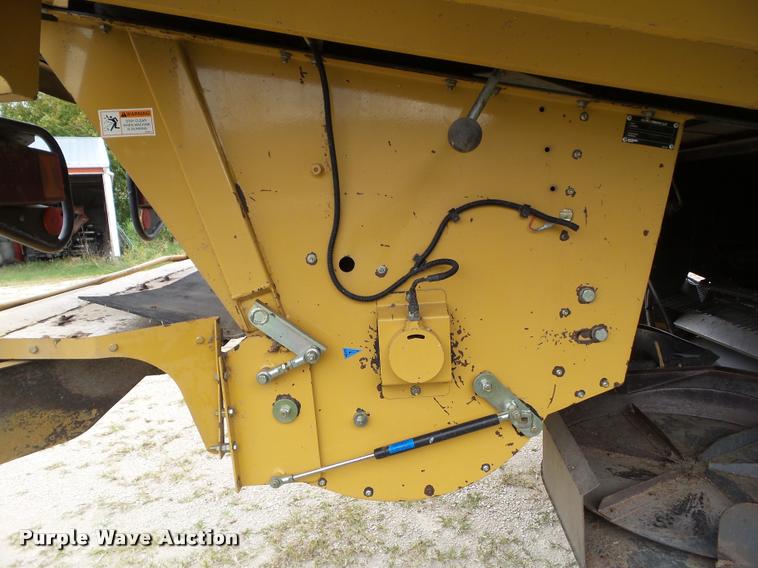 image for item BZ9865 2001 Lexion 470 combine