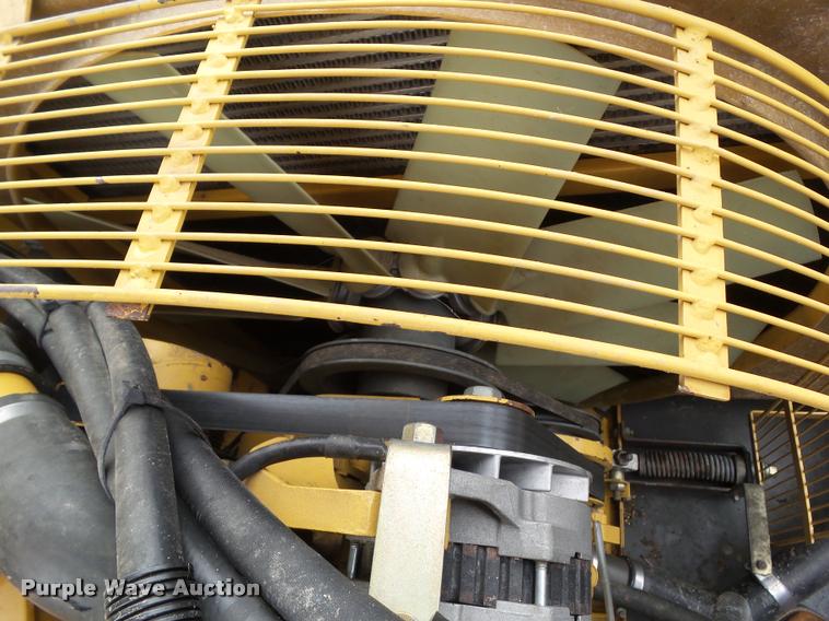 image for item BZ9865 2001 Lexion 470 combine