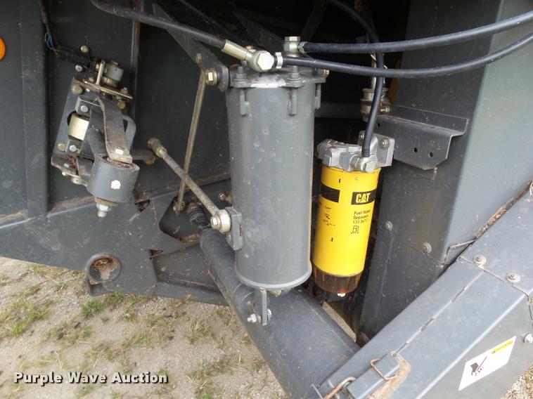 image for item BZ9865 2001 Lexion 470 combine