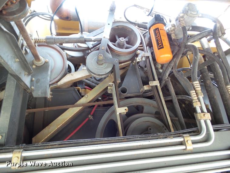 image for item BZ9865 2001 Lexion 470 combine