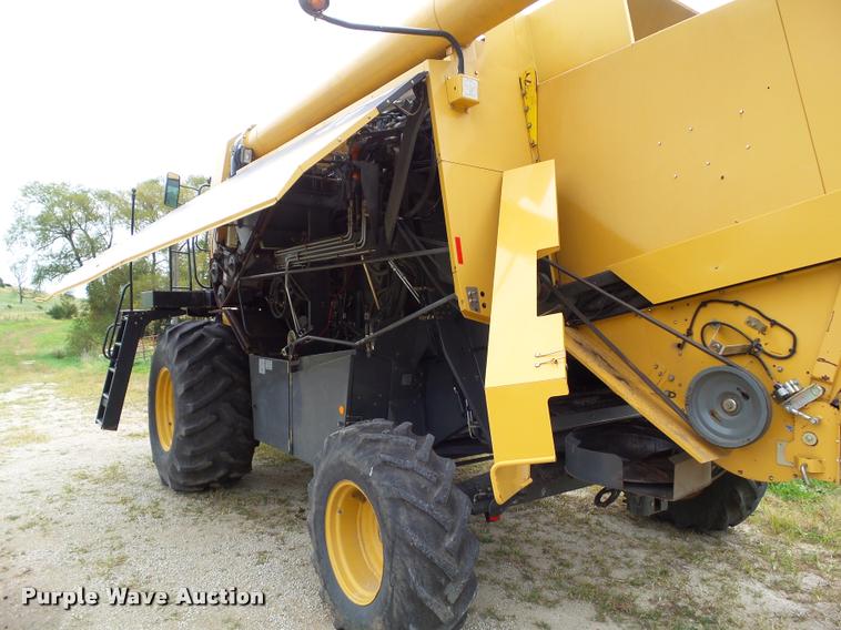 image for item BZ9865 2001 Lexion 470 combine