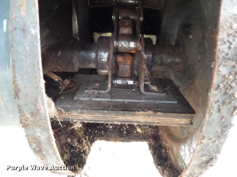 image for item BZ9865 2001 Lexion 470 combine