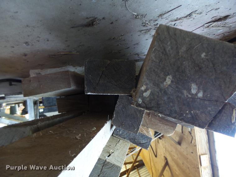 image for item CC9418 (2) bundles of lumber