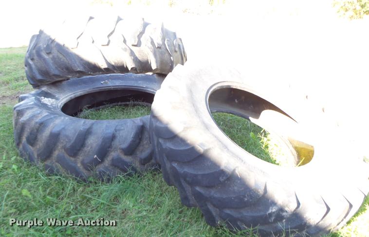 image for item CC9419 (3) tires