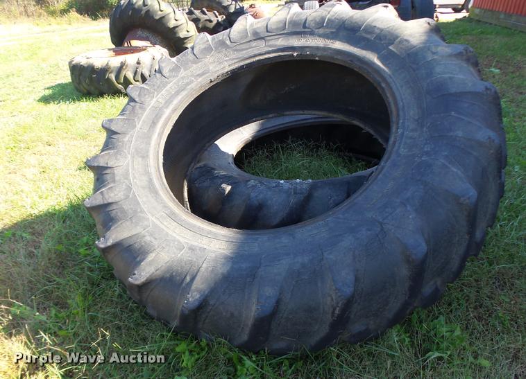 image for item CC9419 (3) tires