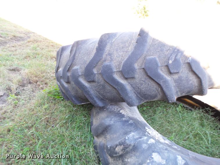 image for item CC9419 (3) tires