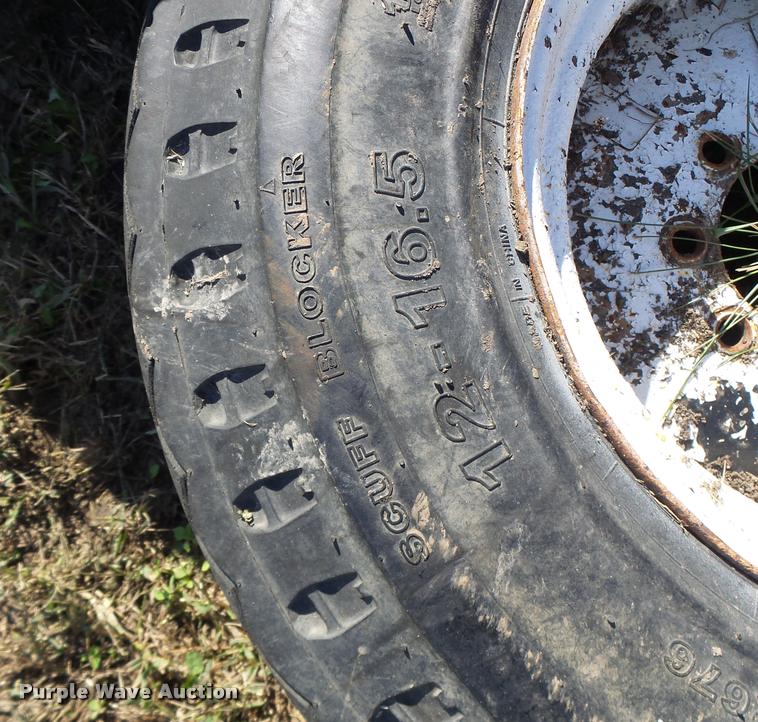 image for item CC9423 Axle with tires and wheels