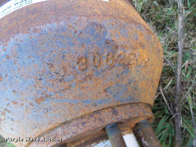 image for item CC9423 Axle with tires and wheels