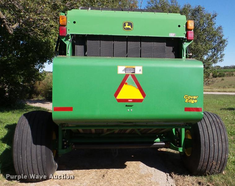 image for item DA8873 2008 John Deere 568 Mega Wide round baler