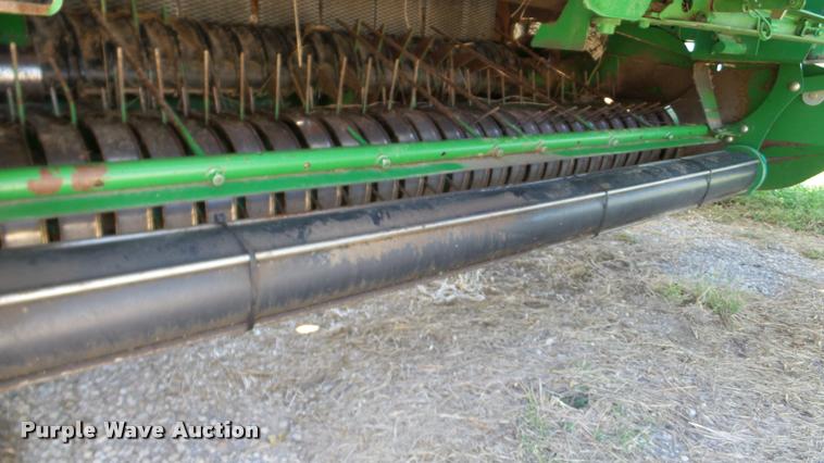 image for item DA8873 2008 John Deere 568 Mega Wide round baler