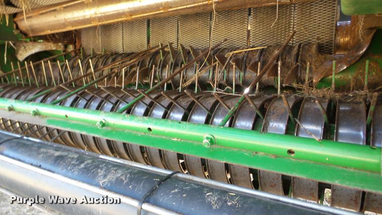 image for item DA8873 2008 John Deere 568 Mega Wide round baler