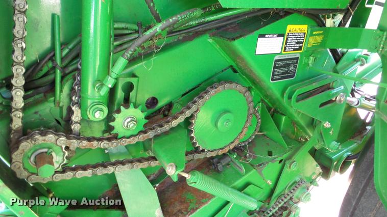 image for item DA8873 2008 John Deere 568 Mega Wide round baler