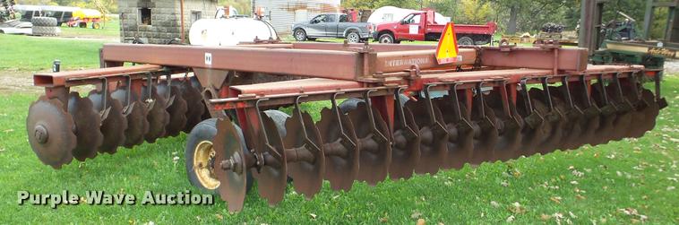 image for item DA8916 International 770 off-set disk