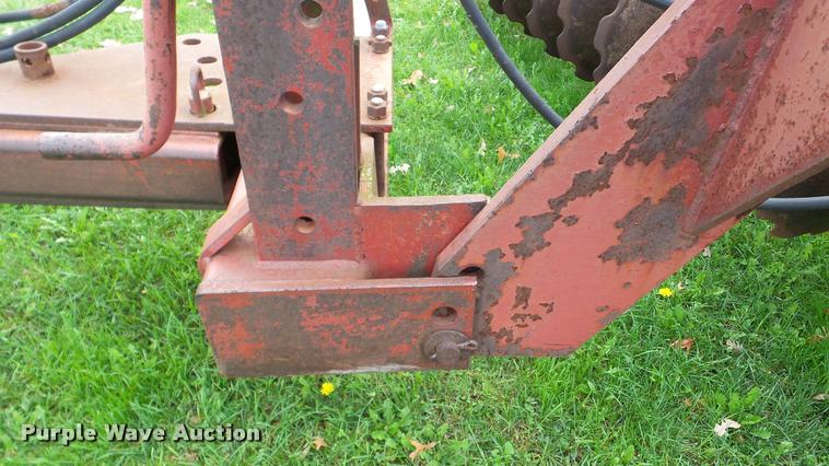 image for item DA8916 International 770 off-set disk