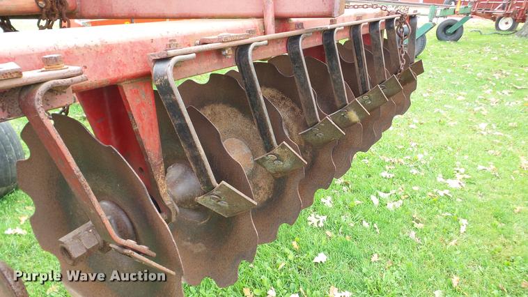 image for item DA8916 International 770 off-set disk