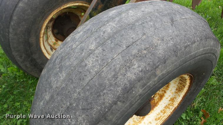 image for item DA8916 International 770 off-set disk