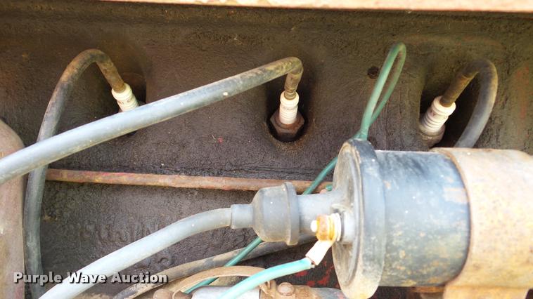 image for item DA8930 Farmall B tractor