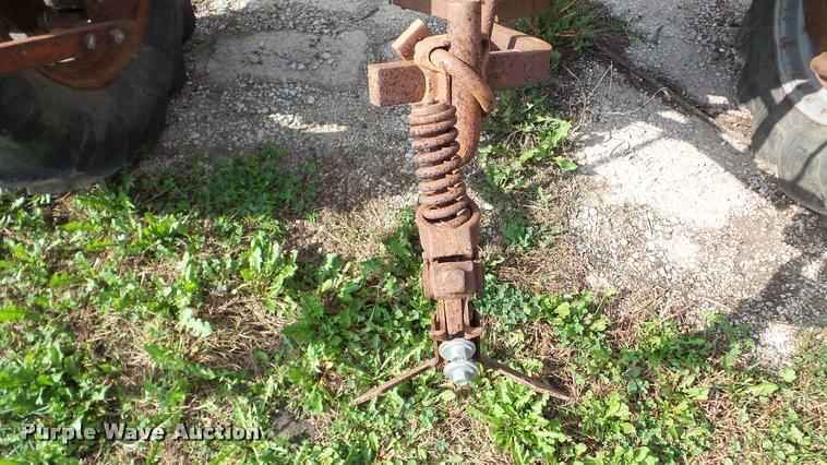 image for item DA8930 Farmall B tractor