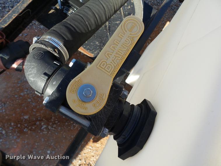 image for item DB4572 2014 Wylie nurse tank trailer