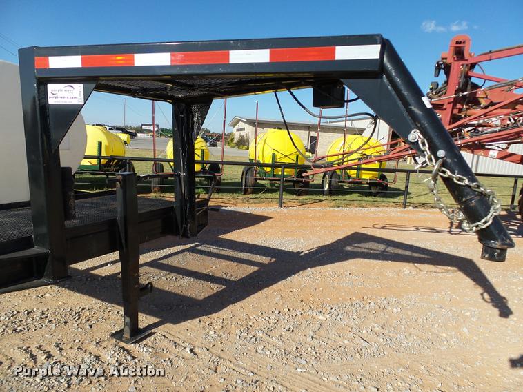 image for item DB4572 2014 Wylie nurse tank trailer