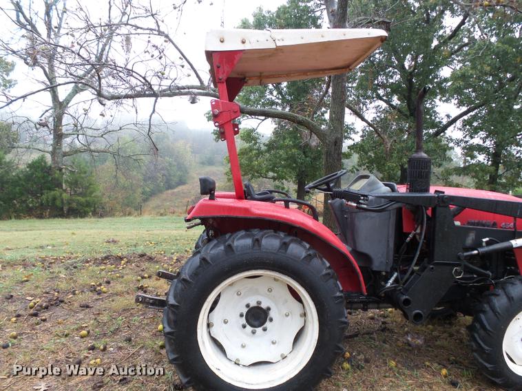 image for item K1084 2009 Jinma 454 MFWD tractor