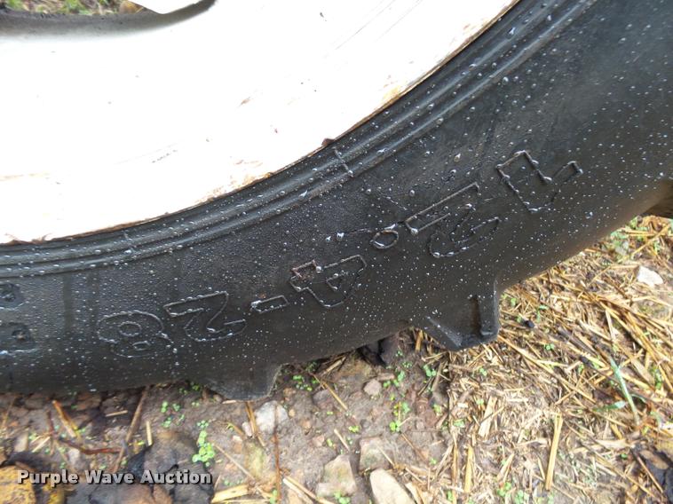 image for item K1084 2009 Jinma 454 MFWD tractor