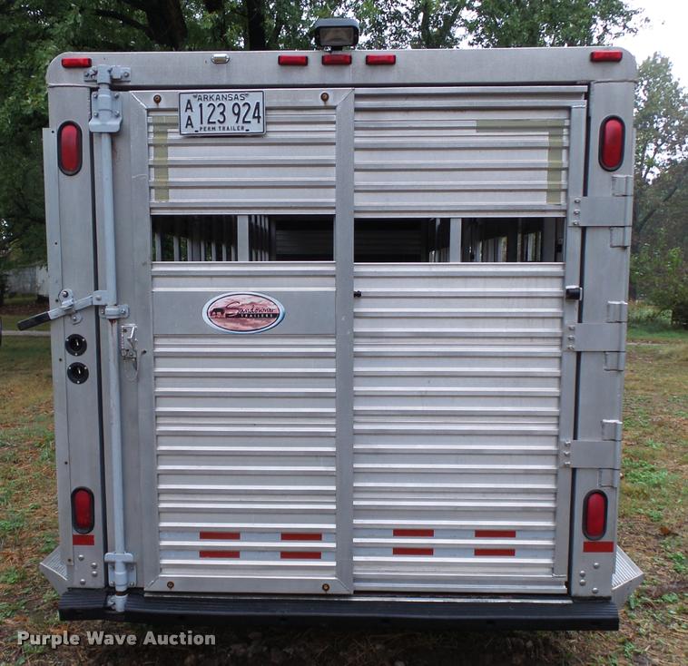 image for item K1085 2002 Sundowner Rancher livestock trailer