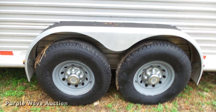 image for item K1085 2002 Sundowner Rancher livestock trailer