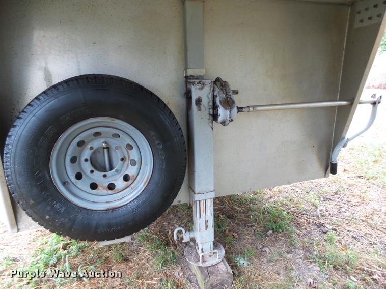 image for item K1085 2002 Sundowner Rancher livestock trailer