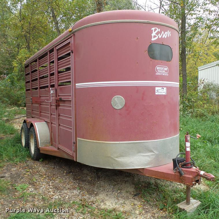 image for item K1452 2003 Wright Way Bison horse trailer