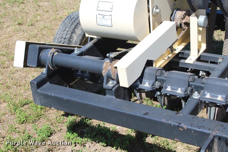 image for item K1908 Truax Flex-II grain drill