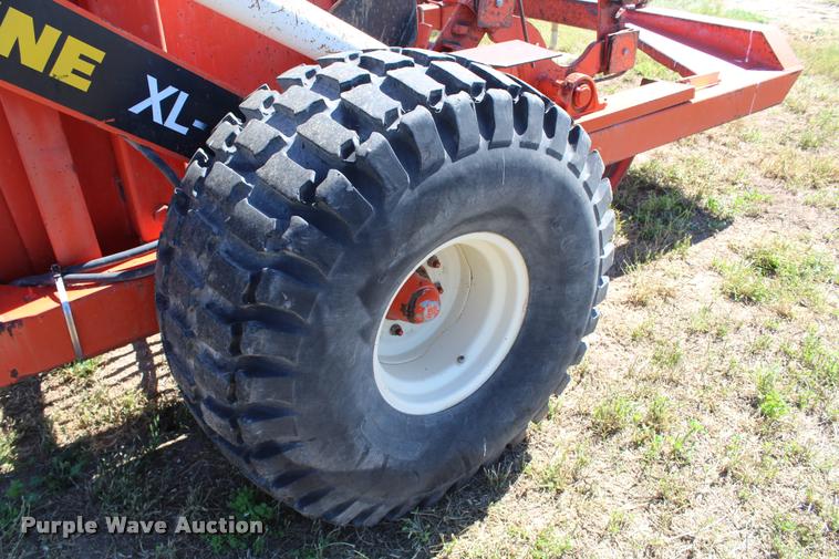 image for item K1909 Highline XL78 rock picker