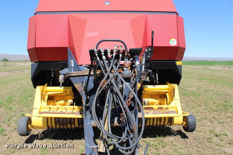 image for item K1911 New Holland BB960A Crop Cutter large square baler