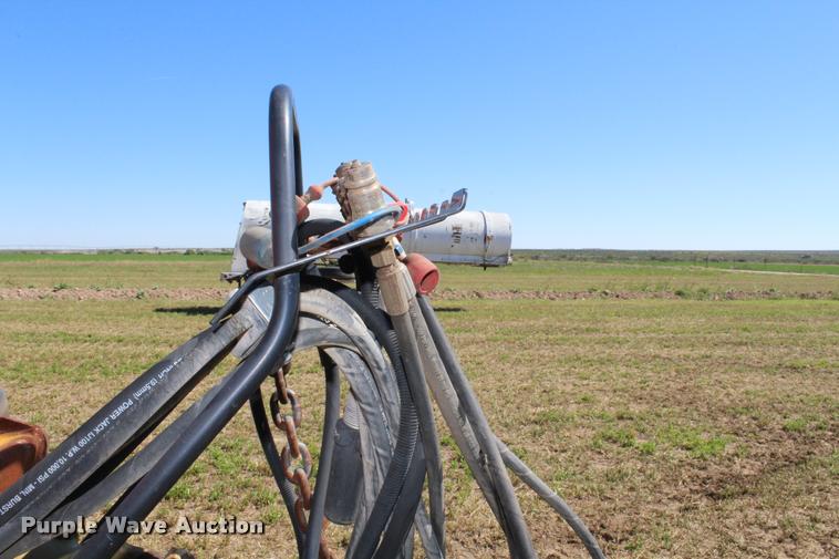 image for item K1911 New Holland BB960A Crop Cutter large square baler