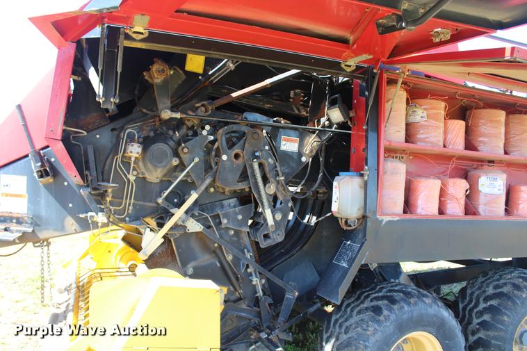 image for item K1911 New Holland BB960A Crop Cutter large square baler