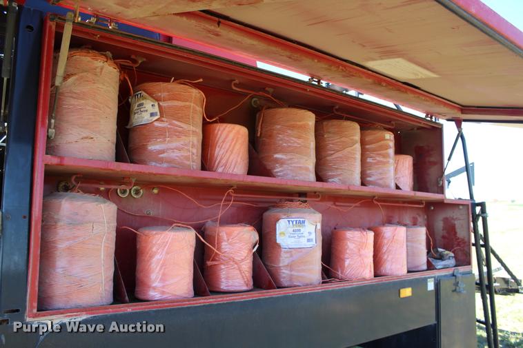 image for item K1911 New Holland BB960A Crop Cutter large square baler