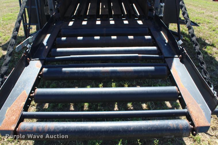 image for item K1911 New Holland BB960A Crop Cutter large square baler