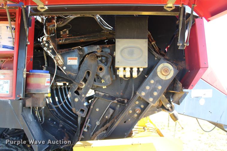 image for item K1911 New Holland BB960A Crop Cutter large square baler