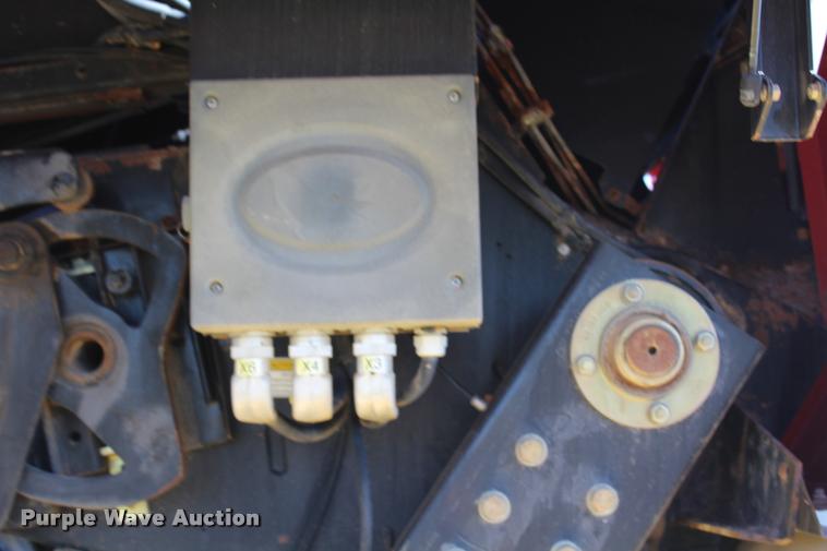 image for item K1911 New Holland BB960A Crop Cutter large square baler