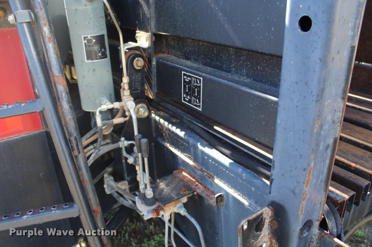 image for item K1911 New Holland BB960A Crop Cutter large square baler