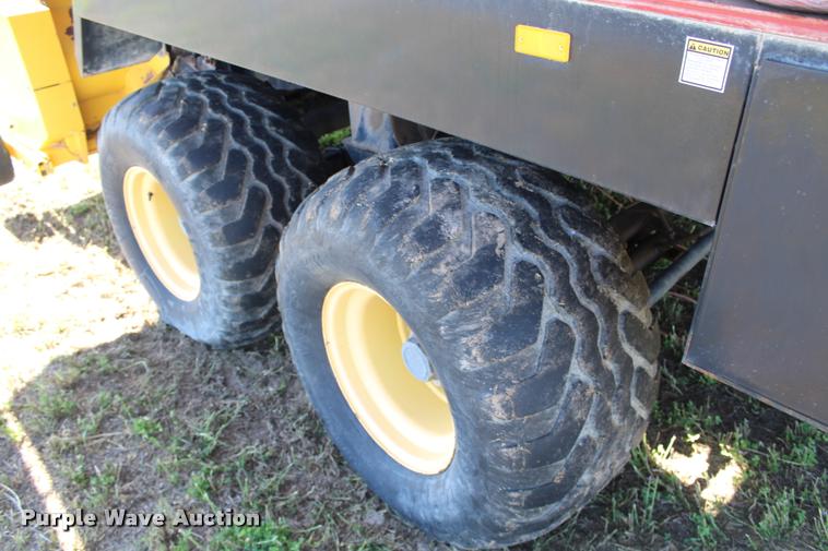 image for item K1911 New Holland BB960A Crop Cutter large square baler