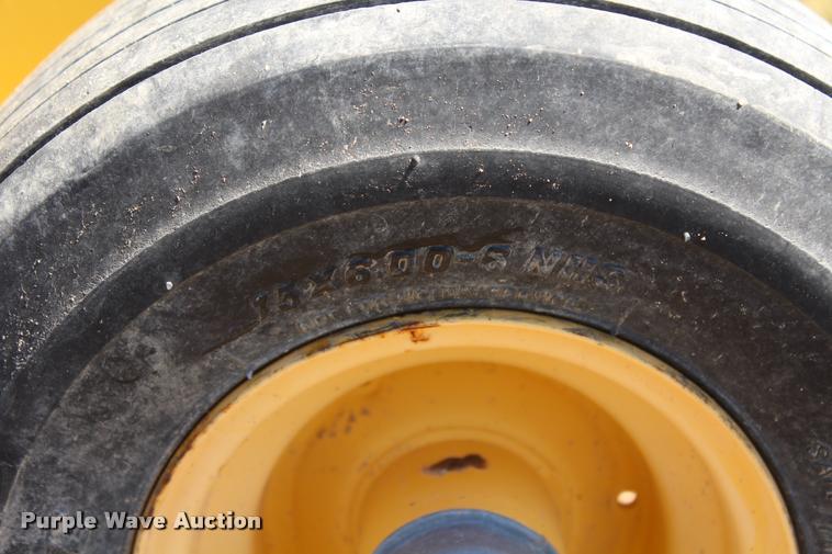 image for item K1911 New Holland BB960A Crop Cutter large square baler