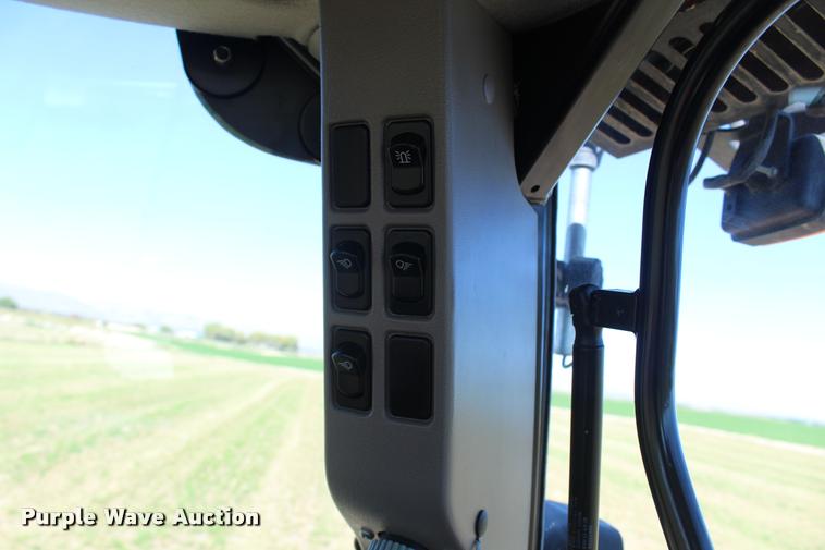 image for item K1912 2012 Case IH Maxxum 125 MFWA tractor