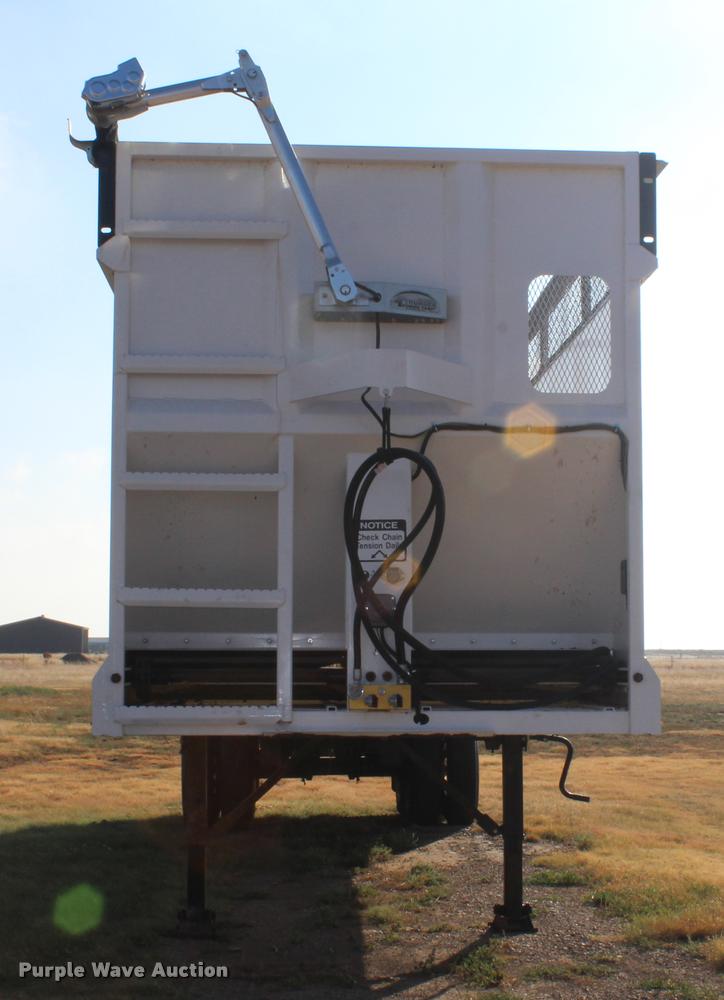 image for item K1919 2016 Shop built Laramy live bottom silage trailer