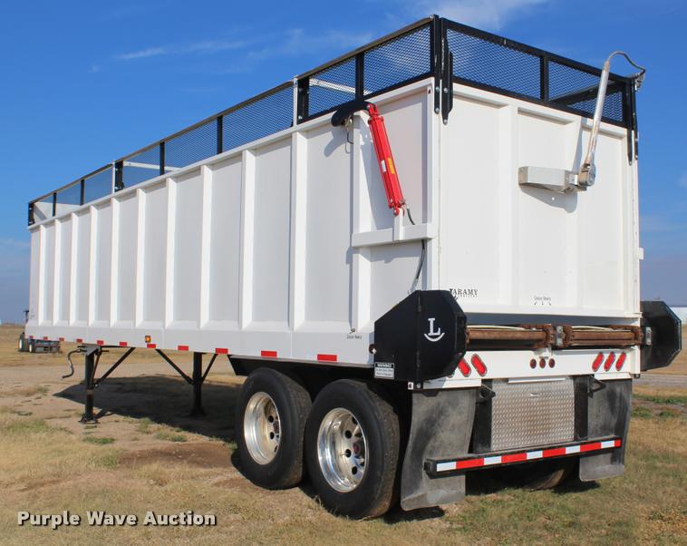 image for item K1919 2016 Shop built Laramy live bottom silage trailer