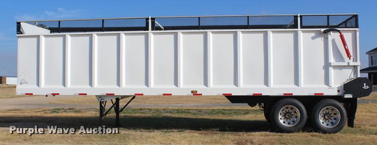 image for item K1919 2016 Shop built Laramy live bottom silage trailer