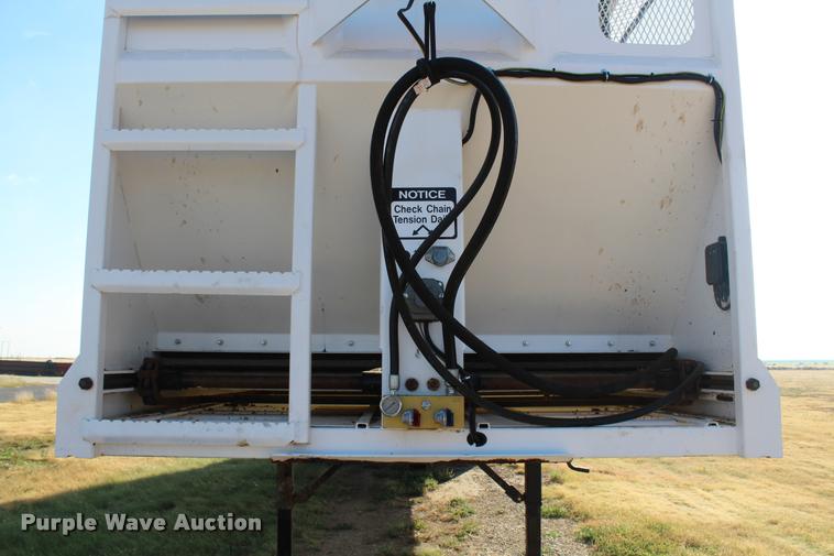 image for item K1919 2016 Shop built Laramy live bottom silage trailer